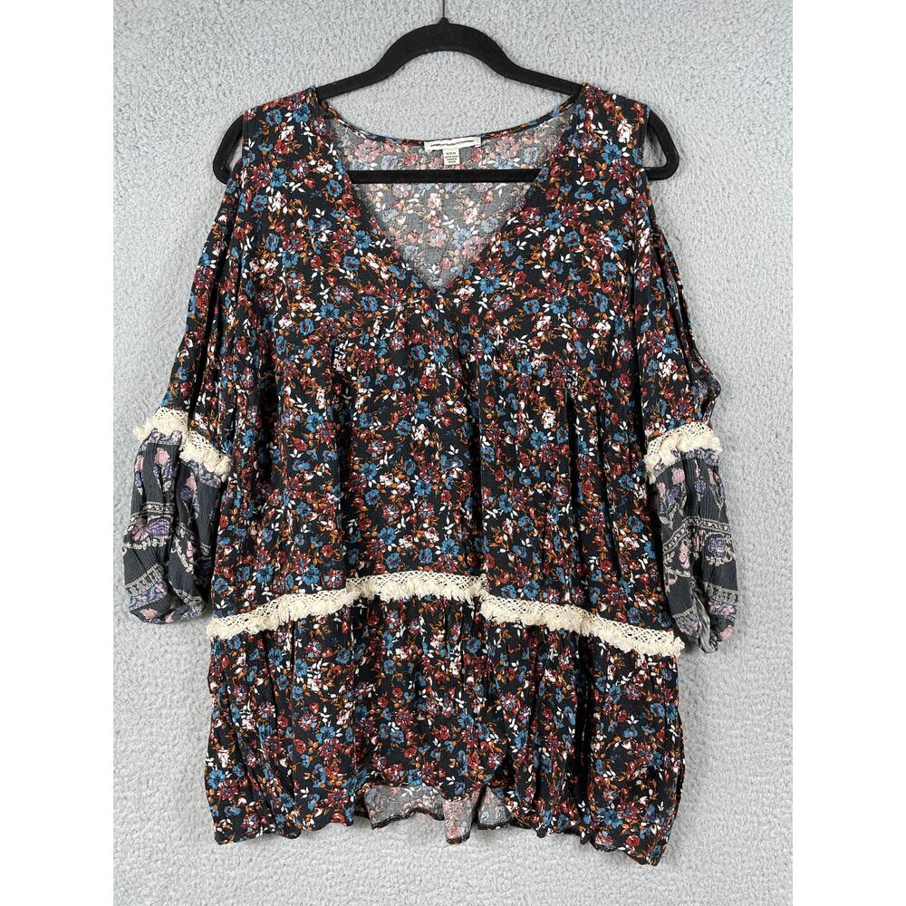 American Eagle Floral Flowy Top Peak Shoulder Women's Size M